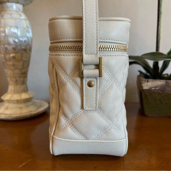 LIKE NEW Saint Laurent 80s Vanity YSL Crossbody Bag in Quilted Grained Leather - Picture 5 of 14